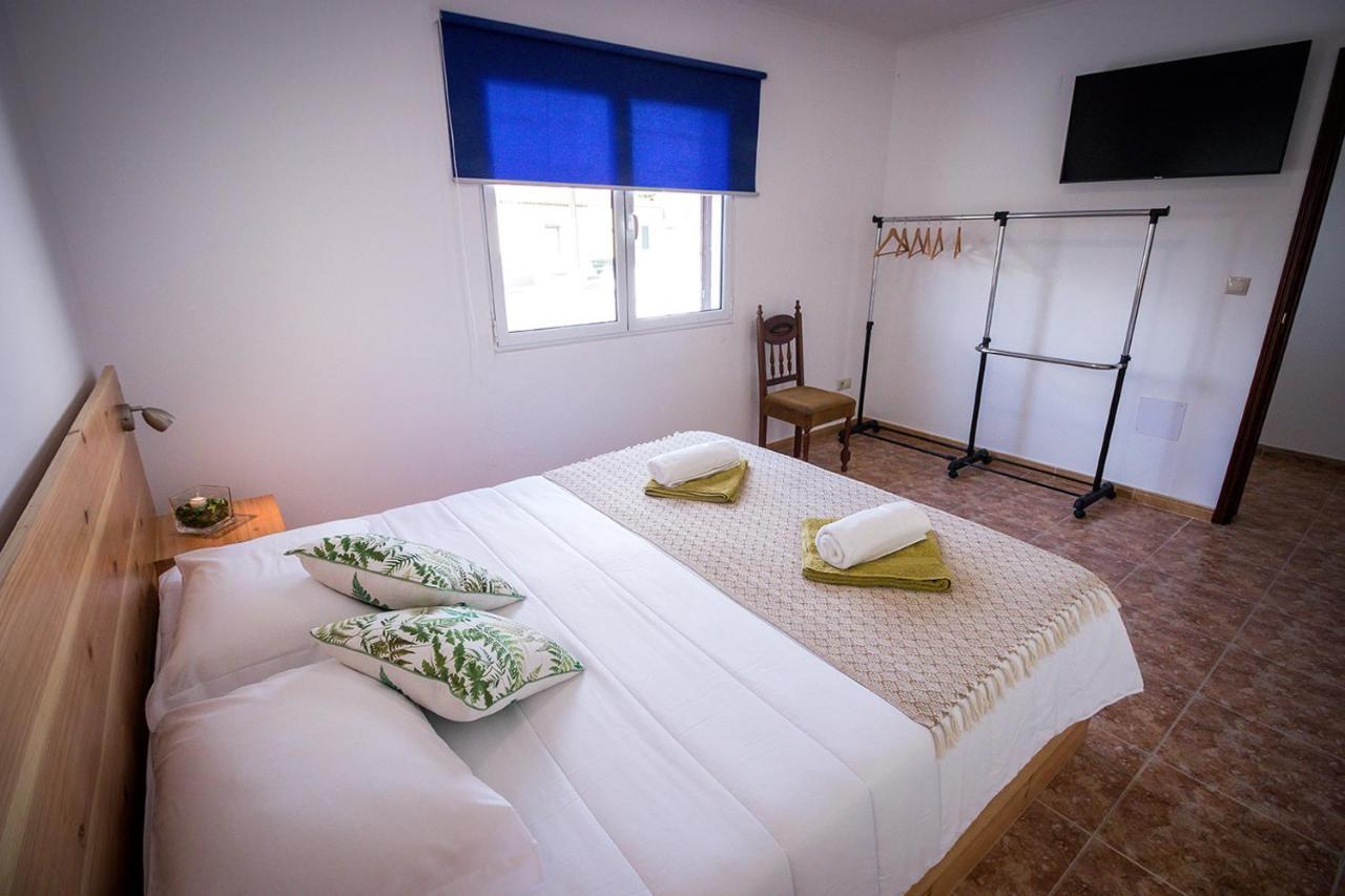 Ponta Delgada Guest House 2 Arrifes ภายนอก รูปภาพ